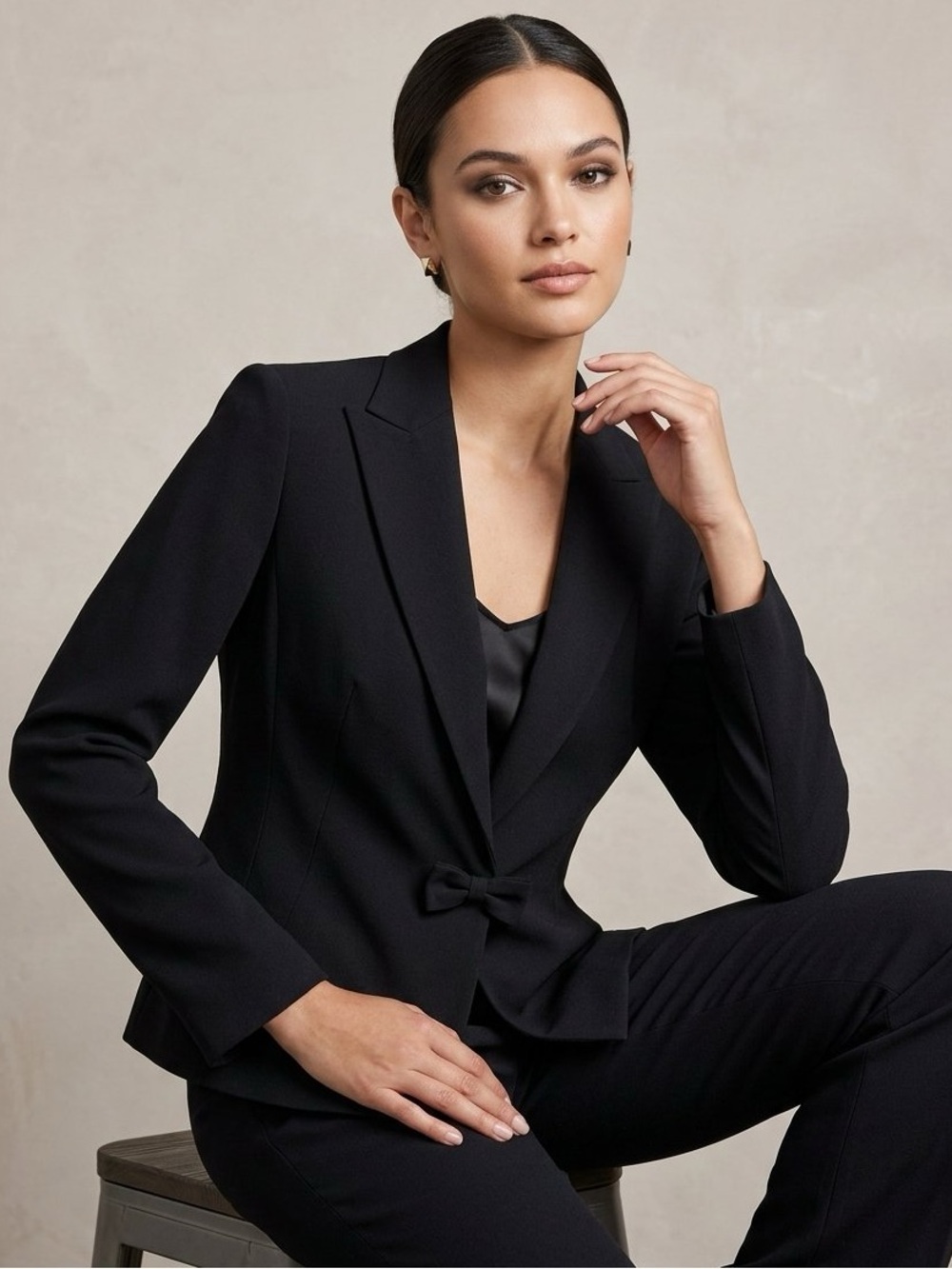 Le Suit Black Blazer with Front Bow Accent Size 10 EUC